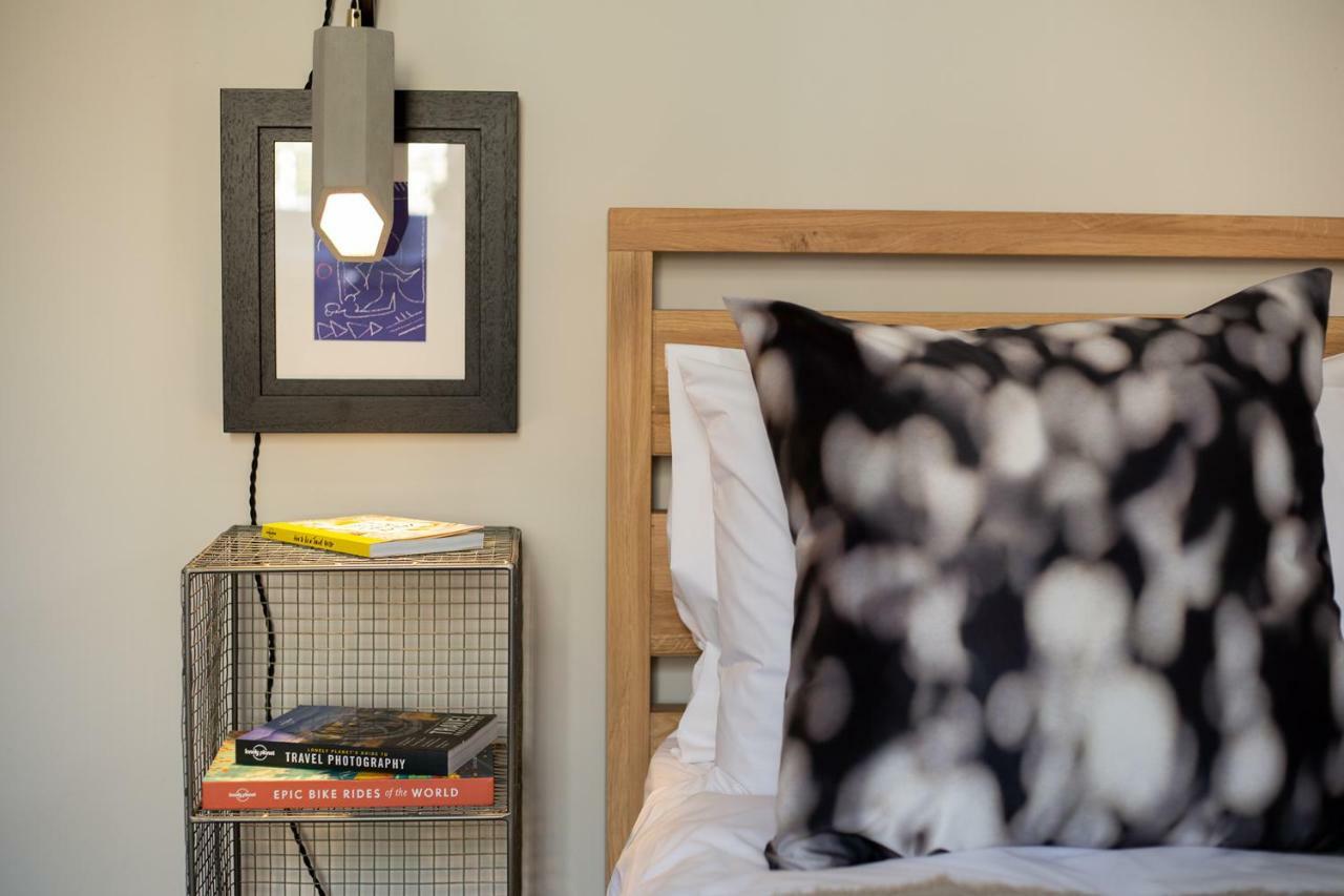 Holyrood Park City Centre Apartment — Photos 1